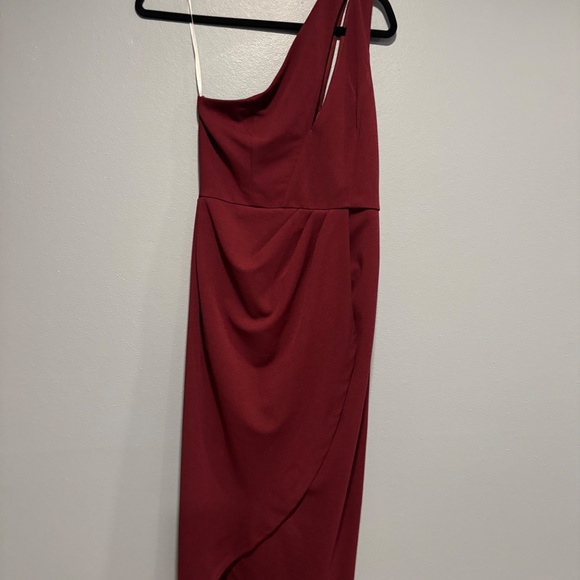Lulus Burgundy One-Shoulder Asymmetrical Dress - M - Picture 5 of 6